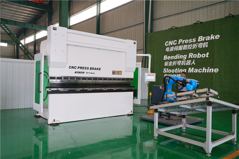 Avantatge de la màquina de fre de premsa hidràulica CNC