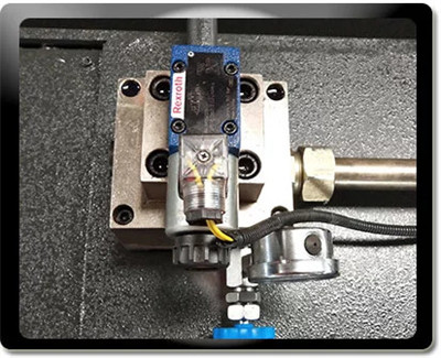 Hydraulický nůžkový stroj na gilotinové nůžky E21S