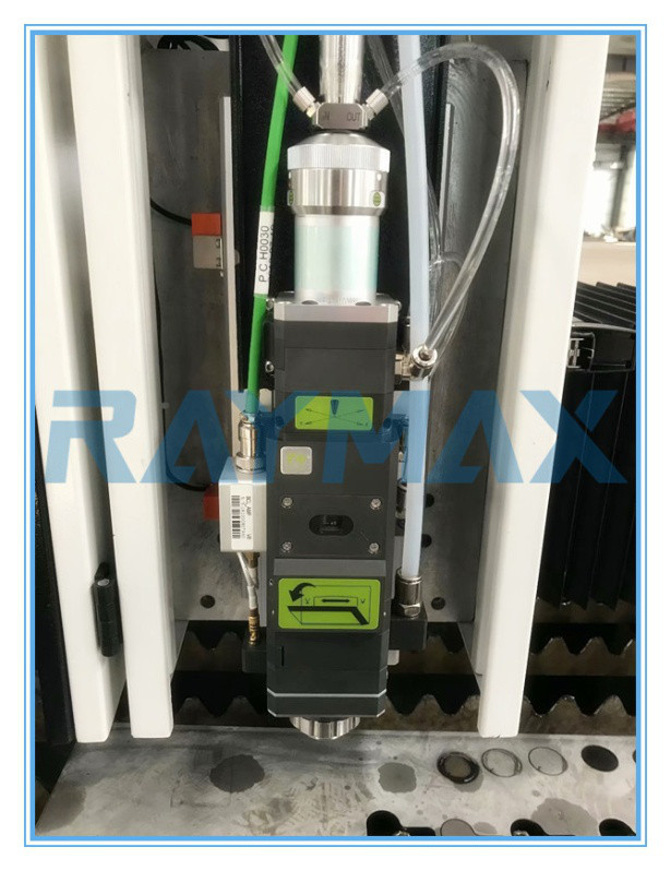 Mübadilə masası CNC Fiber Lazer Kəsmə Maşını Qapaqlı